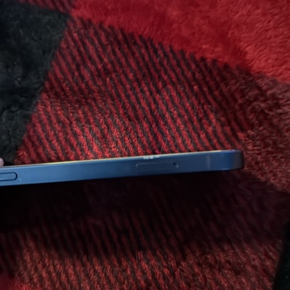 iPhone 12 Pro - Picture 4 of 5